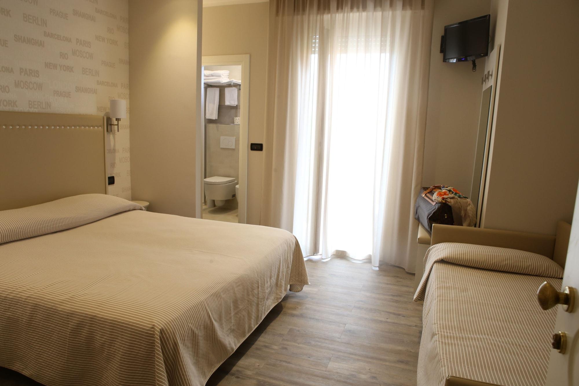 Hotel Piccinelli Rimini Buitenkant foto